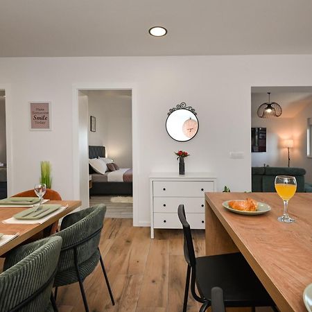 Veliki Apartman Petra Posedarje Extérieur photo