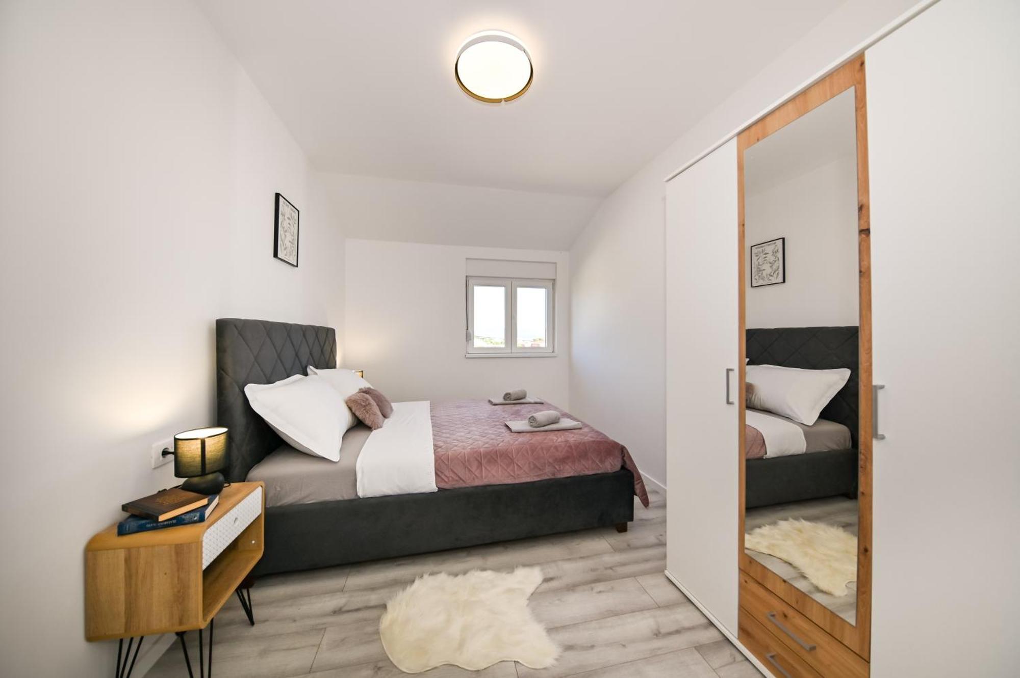 Veliki Apartman Petra Posedarje Extérieur photo